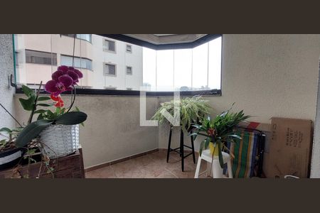 Varanda Sala de casa à venda com 3 quartos, 106m² em Vila Gilda, Santo André