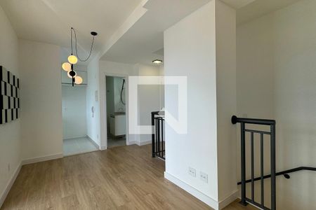 Sala de apartamento para alugar com 2 quartos, 69m² em Jardim Tupanci, Barueri