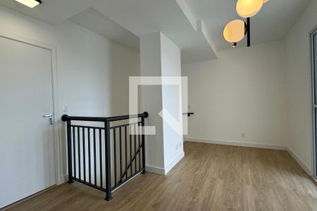 Sala de apartamento para alugar com 2 quartos, 69m² em Jardim Tupanci, Barueri