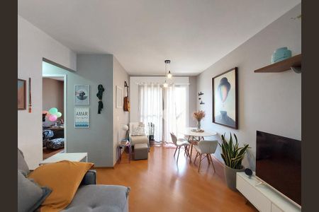 Sala de apartamento à venda com 2 quartos, 64m² em Vila Isa, São Paulo