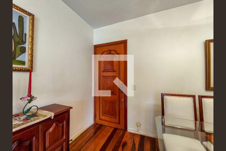 Entrada de apartamento à venda com 3 quartos, 118m² em Grajaú, Rio de Janeiro