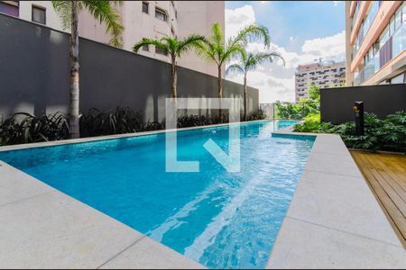 Studio para alugar com 25m², 1 quarto e sem vaga Studio para alugar com 25m², 1 quarto e sem vagaÁrea comum - Piscina