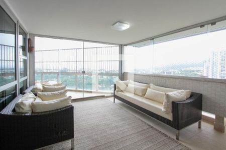 Varanda de apartamento para alugar com 3 quartos, 200m² em Barra da Tijuca, Rio de Janeiro