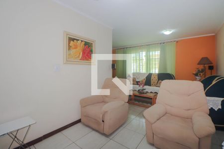 Sala de casa à venda com 3 quartos, 150m² em Sarandi, Porto Alegre