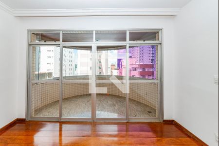 Varanda de apartamento para alugar com 4 quartos, 160m² em Buritis, Belo Horizonte