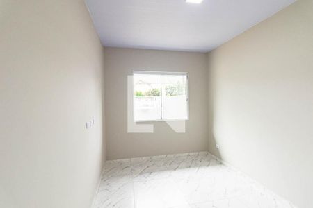 Quarto 2 de casa para alugar com 2 quartos, 70m² em Uberaba, Curitiba