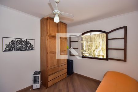 Quarto de casa à venda com 4 quartos, 250m² em Parque Monte Alegre, Taboão da Serra