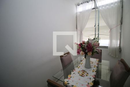 Sala de apartamento para alugar com 2 quartos, 180m² em Ramos, Rio de Janeiro