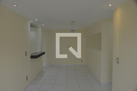 Sala de apartamento para alugar com 3 quartos, 68m² em Parque São Vicente, Santo André