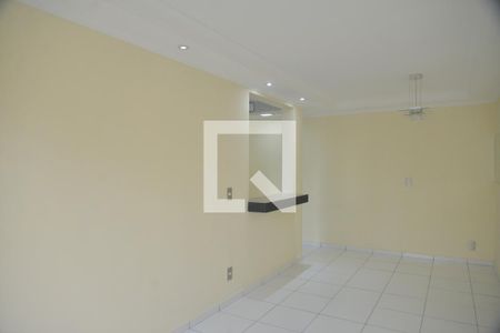 Sala de apartamento para alugar com 3 quartos, 68m² em Parque São Vicente, Santo André