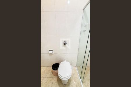 Casa à venda com 159m², 3 quartos e 2 vagas Casa à venda com 159m², 3 quartos e 2 vagasBanheiro