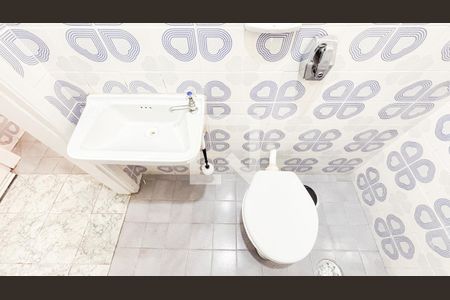 Casa à venda com 159m², 3 quartos e 2 vagas Casa à venda com 159m², 3 quartos e 2 vagasBanheiro 3