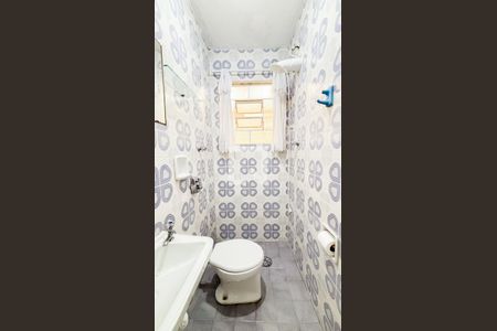 Casa à venda com 159m², 3 quartos e 2 vagas Casa à venda com 159m², 3 quartos e 2 vagasBanheiro 3