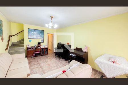 Sala de casa à venda com 3 quartos, 159m² em Condomínio Maracanã, Santo André