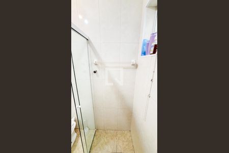 Casa à venda com 159m², 3 quartos e 2 vagas Casa à venda com 159m², 3 quartos e 2 vagasBanheiro