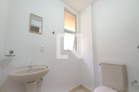 Banheiro de apartamento à venda com 1 quarto, 42m² em Conceicao, Campinas