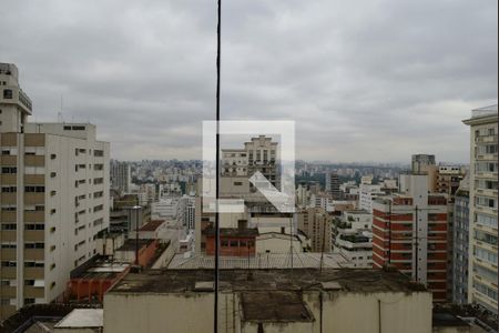 Vista da varanda de apartamento para alugar com 1 quarto, 50m² em Cerqueira César, São Paulo