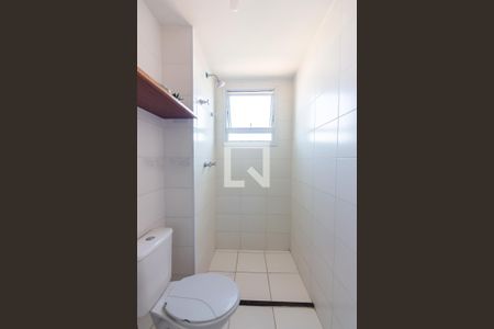 Banheiro de apartamento para alugar com 2 quartos, 49m² em Jaguaribe, Osasco