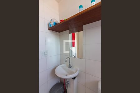 Banheiro de apartamento para alugar com 2 quartos, 49m² em Jaguaribe, Osasco