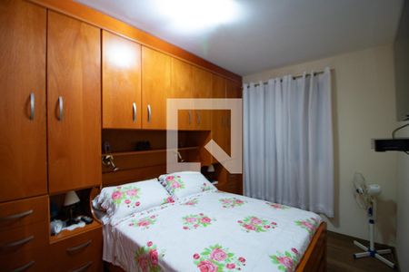 Quarto 1 de apartamento para alugar com 2 quartos, 64m² em Vila Nivi, São Paulo