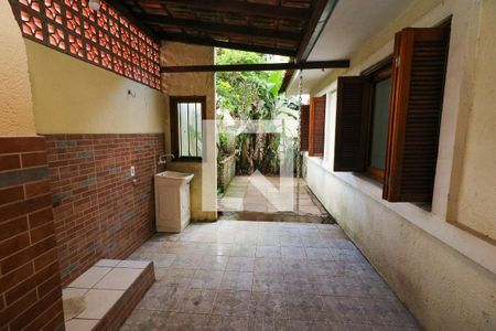 Casa de condomínio à venda com 85m², 3 quartos e 2 vagas Casa de condomínio à venda com 85m², 3 quartos e 2 vagasÁrea de Serviço