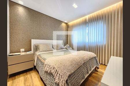 Quarto Suíte 1 de apartamento à venda com 2 quartos, 104m² em Vila da Serra, Nova Lima