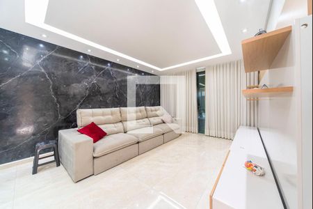 Sala de casa para alugar com 2 quartos, 120m² em Jardim Irene, Santo André