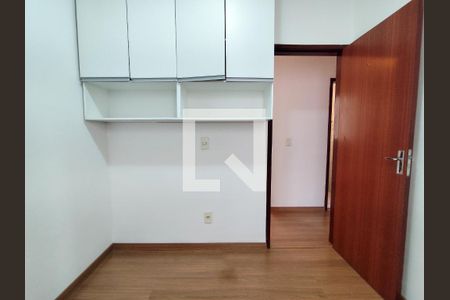 Quarto 2 de apartamento para alugar com 3 quartos, 75m² em Buritis, Belo Horizonte