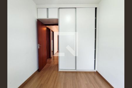 Quarto 2 de apartamento para alugar com 3 quartos, 75m² em Buritis, Belo Horizonte