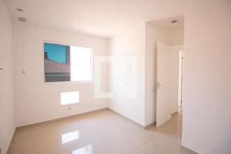 Quarto 2 de apartamento para alugar com 2 quartos, 70m² em Centro, São Gonçalo