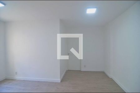 Sala de apartamento para alugar com 2 quartos, 60m² em Marechal Rondon, Canoas