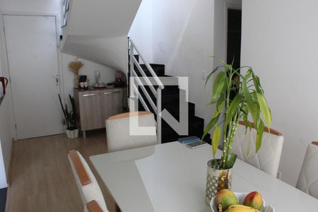 Sala de apartamento para alugar com 3 quartos, 94m² em Jardim Isis, Cotia