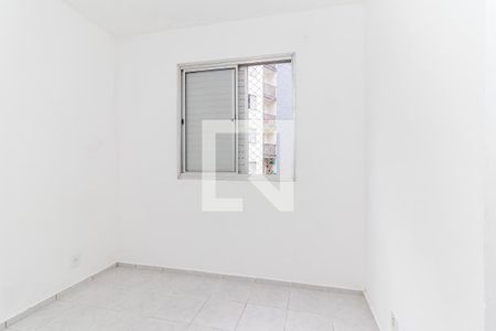 Quarto 1 de apartamento para alugar com 2 quartos, 47m² em Itaquera, São Paulo