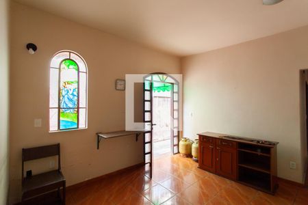 Sala de casa à venda com 2 quartos, 52m² em Pampulha, Belo Horizonte