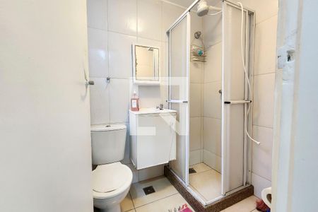 Banheiro de kitnet/studio à venda com 1 quarto, 18m² em Laranjeiras, Rio de Janeiro