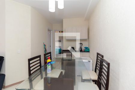 Sala de apartamento à venda com 2 quartos, 48m² em Vila Carmosina, São Paulo