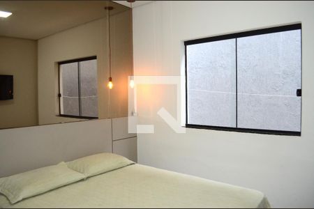 Quarto 1 de casa para alugar com 2 quartos, 134m² em Jardim Vitoria, Belo Horizonte