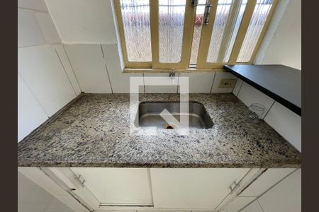 Cozinha de casa para alugar com 1 quarto, 30m² em Jardim Esmeralda, São Paulo