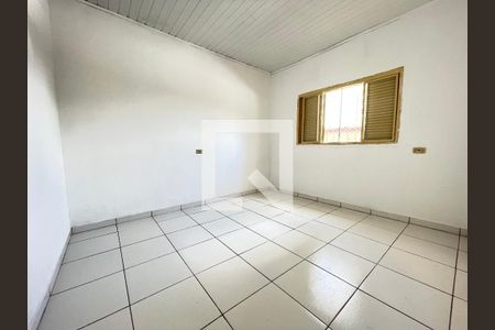 Quarto de casa para alugar com 1 quarto, 30m² em Jardim Esmeralda, São Paulo