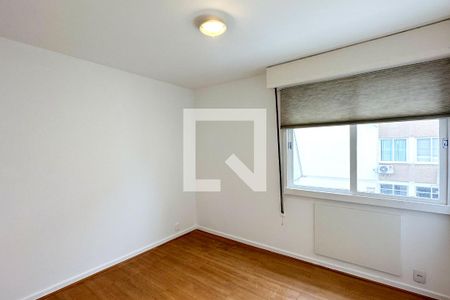 Quarto 01 de apartamento à venda com 3 quartos, 89m² em Leblon, Rio de Janeiro