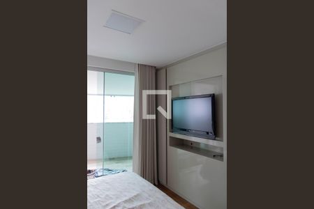 Suíte de apartamento para alugar com 3 quartos, 190m² em Buritis, Belo Horizonte