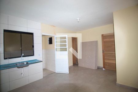 Sala/Cozinha de apartamento para alugar com 2 quartos, 50m² em Cidade Líder, São Paulo