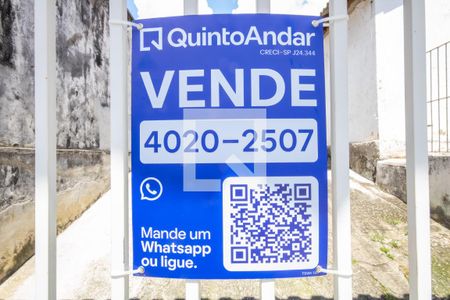 Casa à venda com 350m², 4 quartos e 5 vagas Casa à venda com 350m², 4 quartos e 5 vagasPlaca