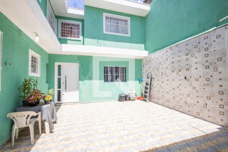 Casa à venda com 350m², 4 quartos e 5 vagas Casa à venda com 350m², 4 quartos e 5 vagasQuintal