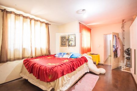 Casa à venda com 350m², 4 quartos e 5 vagas Casa à venda com 350m², 4 quartos e 5 vagasQuarto 2