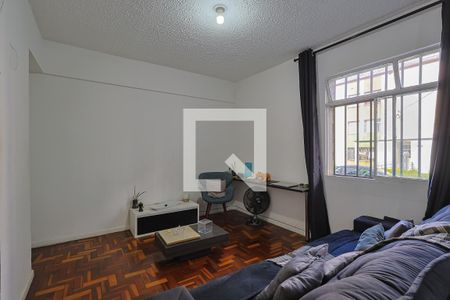 Sala de apartamento para alugar com 2 quartos, 50m² em Horto Florestal, Belo Horizonte