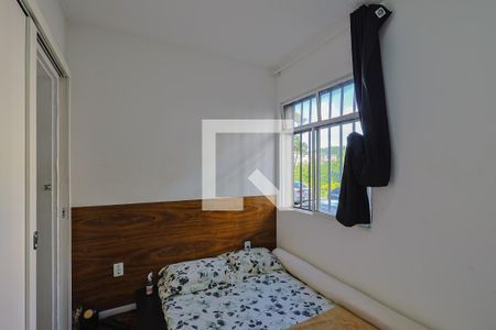 Quarto 1 de apartamento para alugar com 2 quartos, 50m² em Horto Florestal, Belo Horizonte