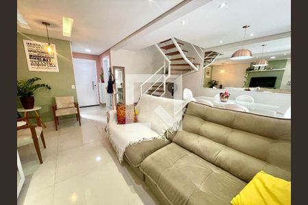 Sala de casa de condomínio à venda com 3 quartos, 114m² em Engordadouro, Jundiaí