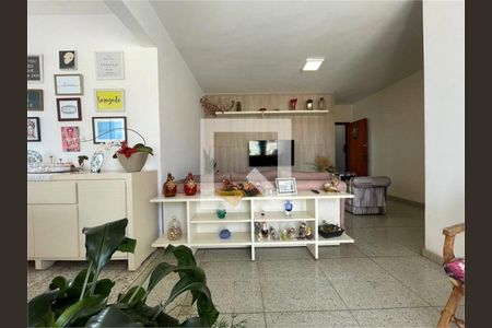 Apartamento à venda com 3 quartos, 156m² em Sagrada Família, Belo Horizonte