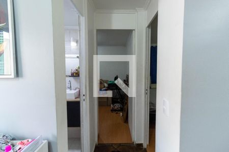 Corredor de apartamento à venda com 2 quartos, 57m² em Vila Silvia, São Paulo